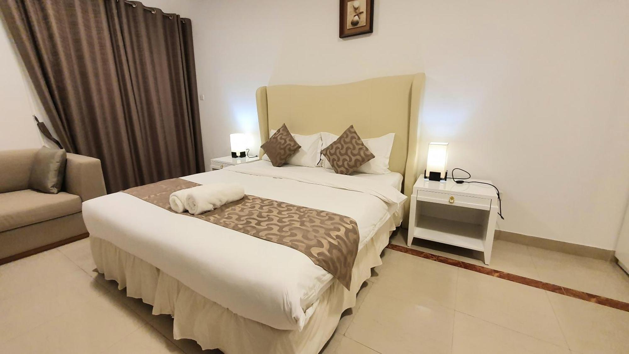 Muscat Oasis Residences Ngoại thất bức ảnh